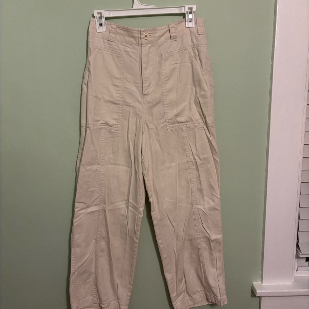 Universal Thread Cream Pants size 8